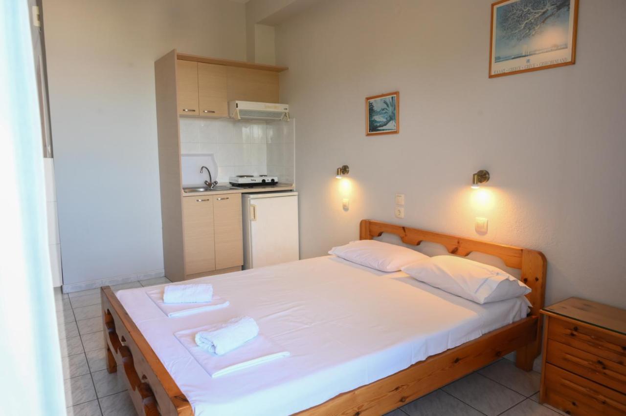 Giorgos Apartments Sea View Olympic Beach Exterior photo