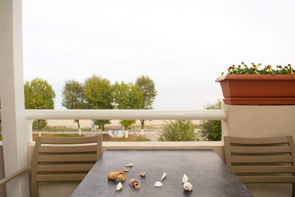 Giorgos Apartments Sea View Olympic Beach Exterior photo