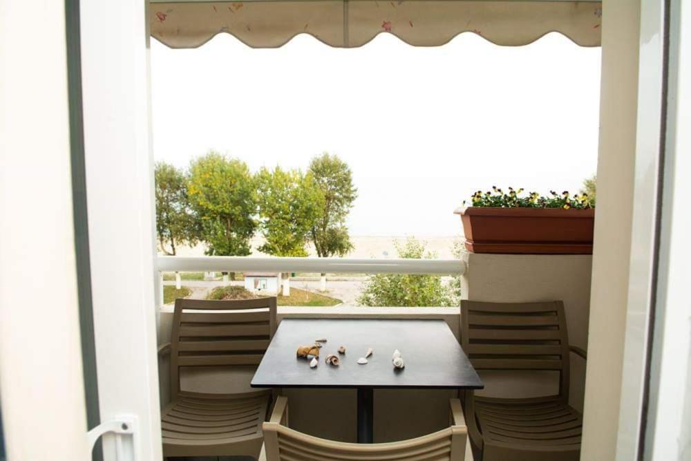 Giorgos Apartments Sea View Olympic Beach Exterior photo